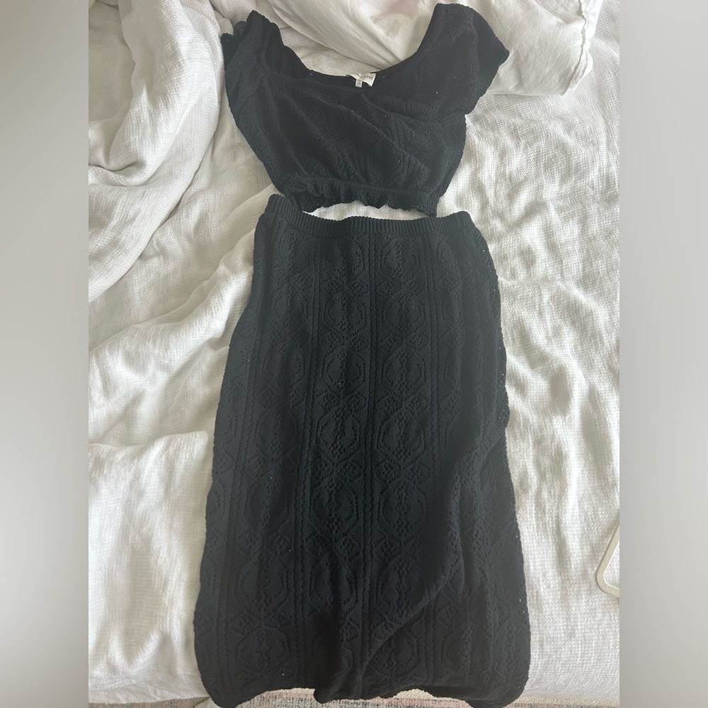 Black Knit Two-Piece Set - Size Large